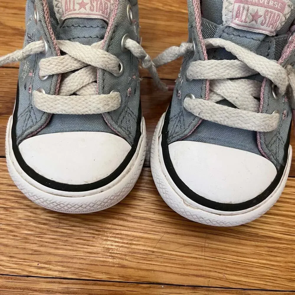Converse Chuck Taylor All Star Low Top Floral Embroidery Sneakers Infant Size 5